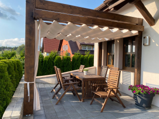 STRECHA PERGOLA vyrobená z vonkajšej látky